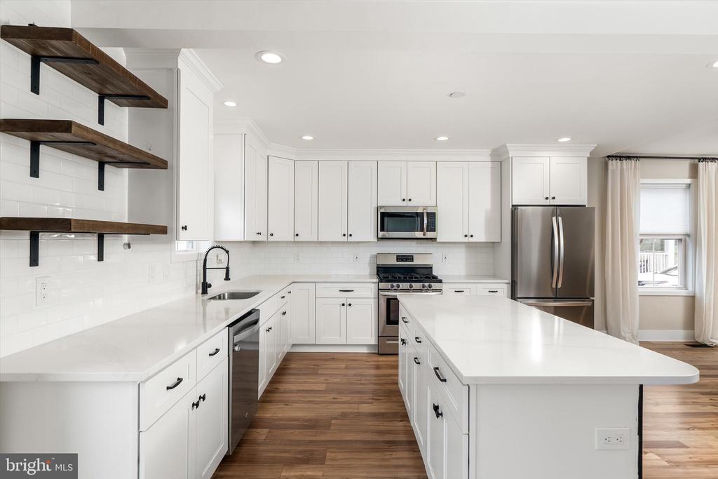 25015 MOUNT PLEASANT