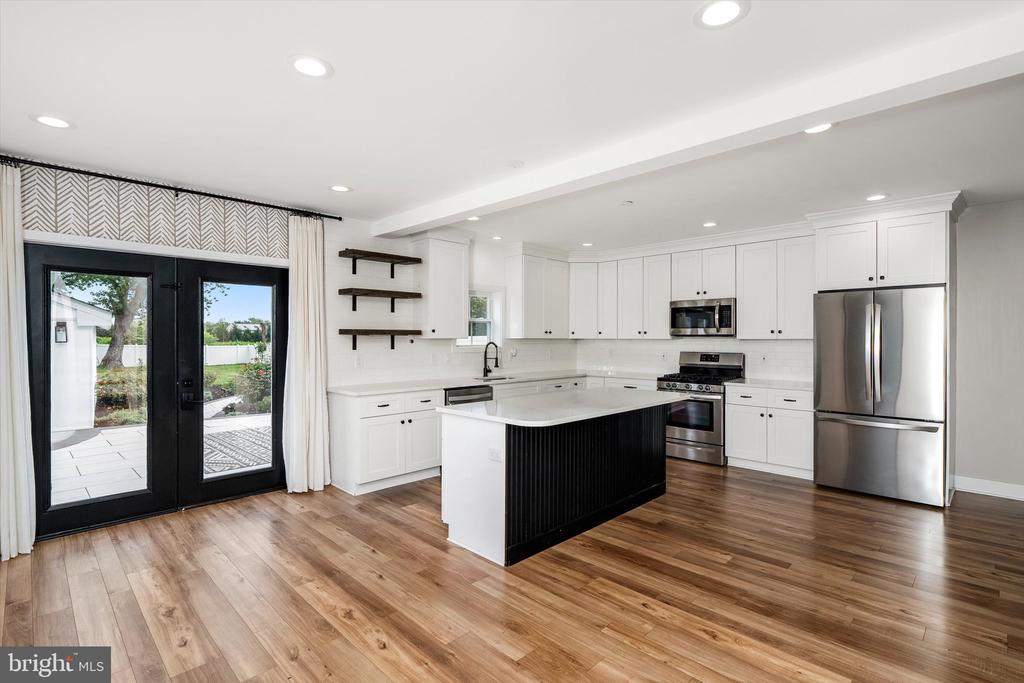 25015 MOUNT PLEASANT