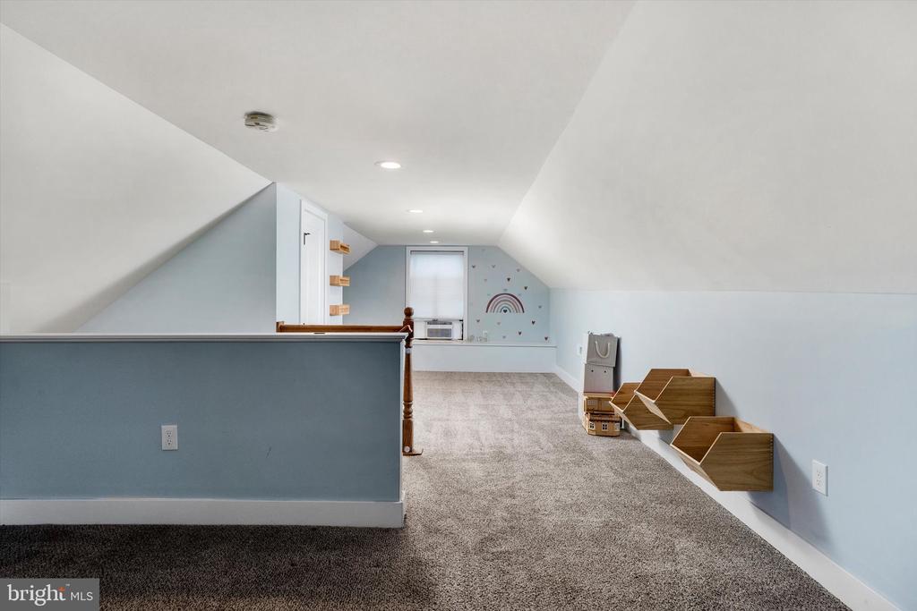 25015 MOUNT PLEASANT