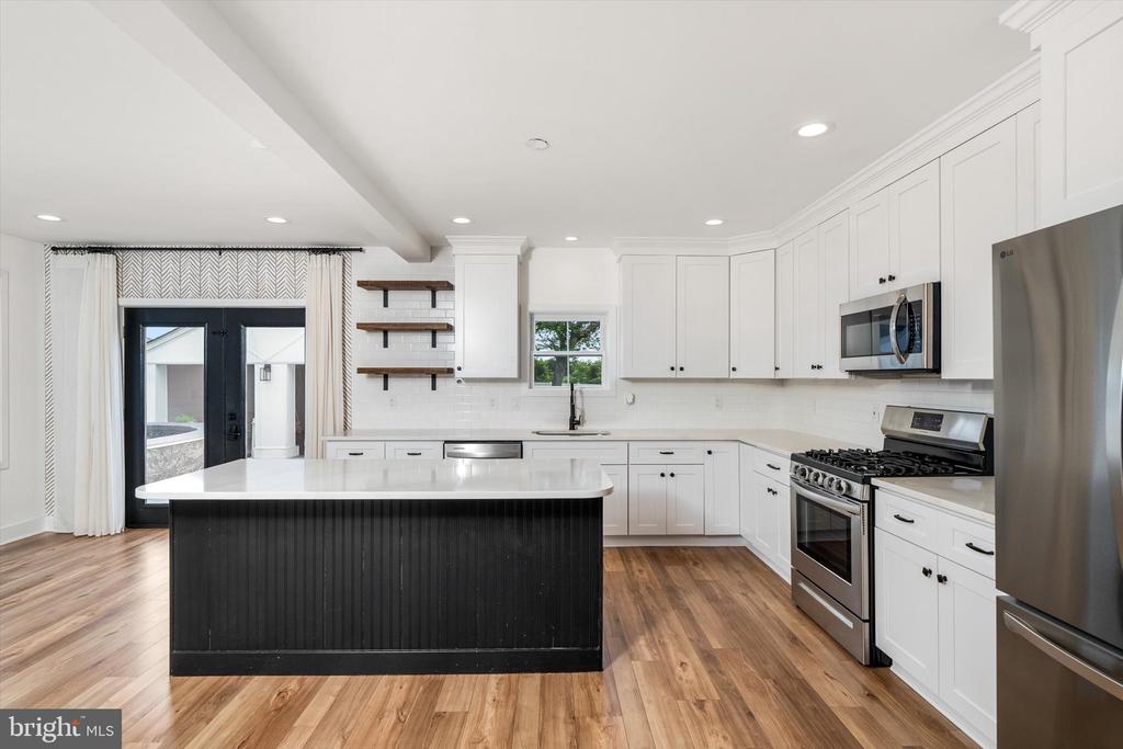 25015 MOUNT PLEASANT