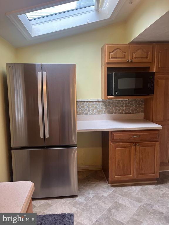 32 THOMPSON STREET Unit: 32