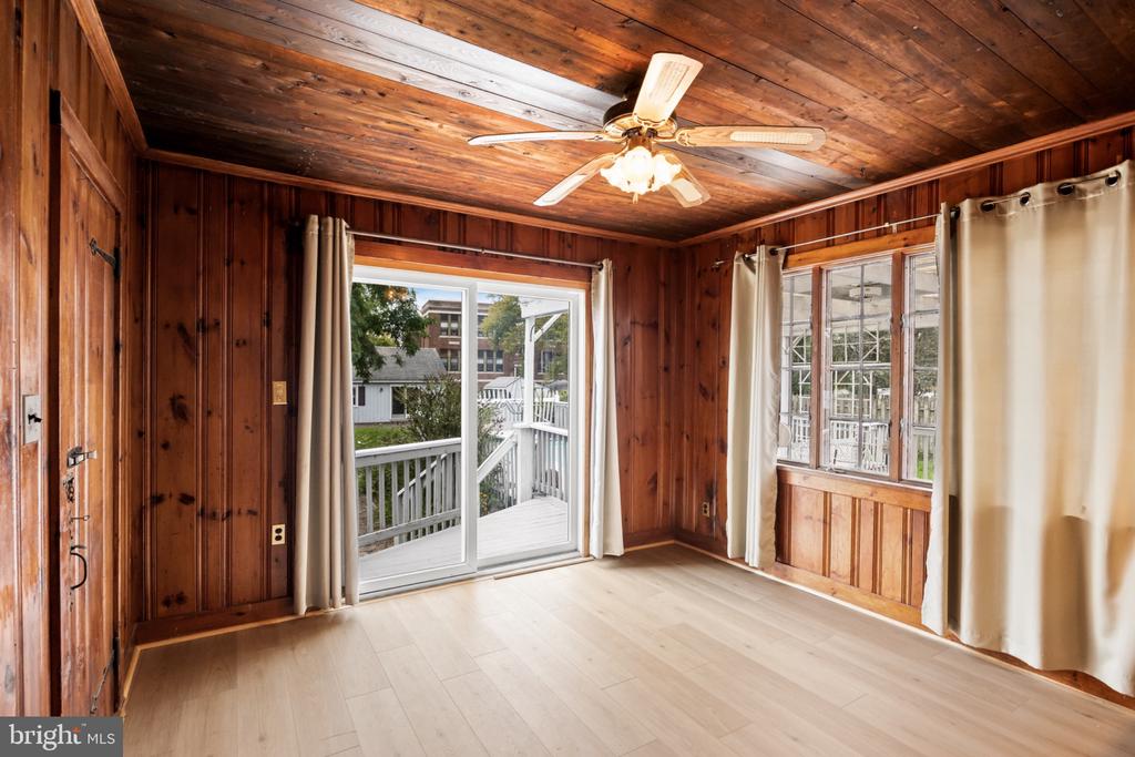 2 ALLEN AVENUE