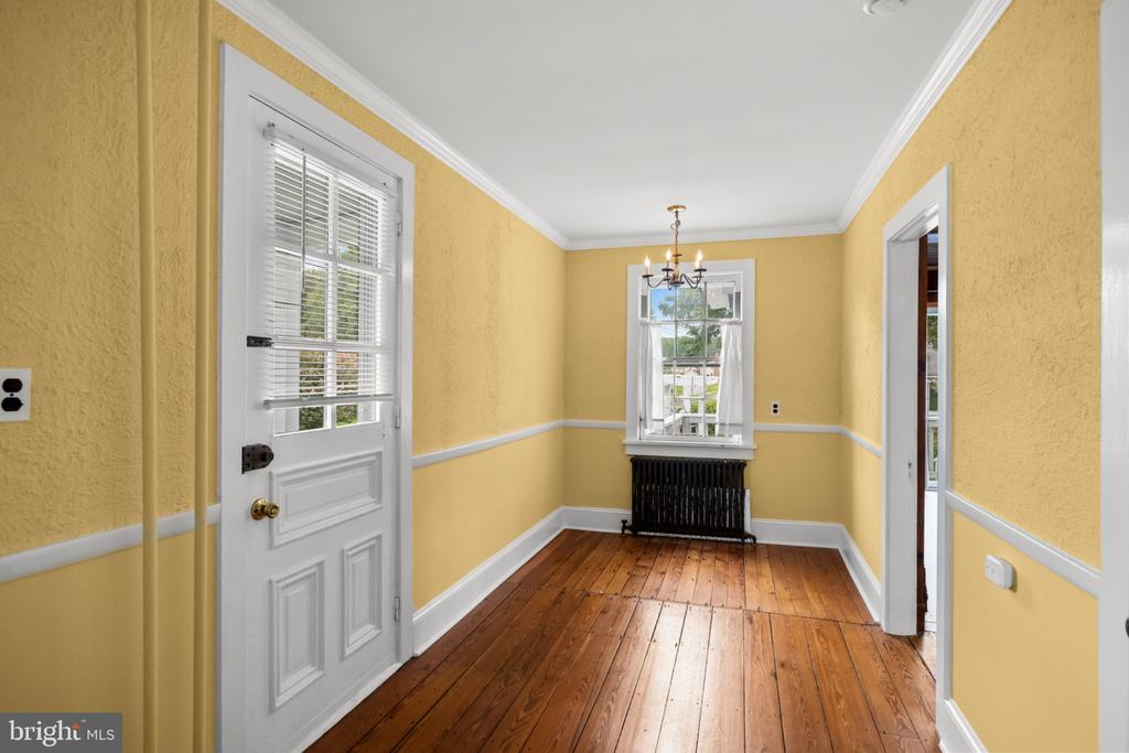 2 ALLEN AVENUE