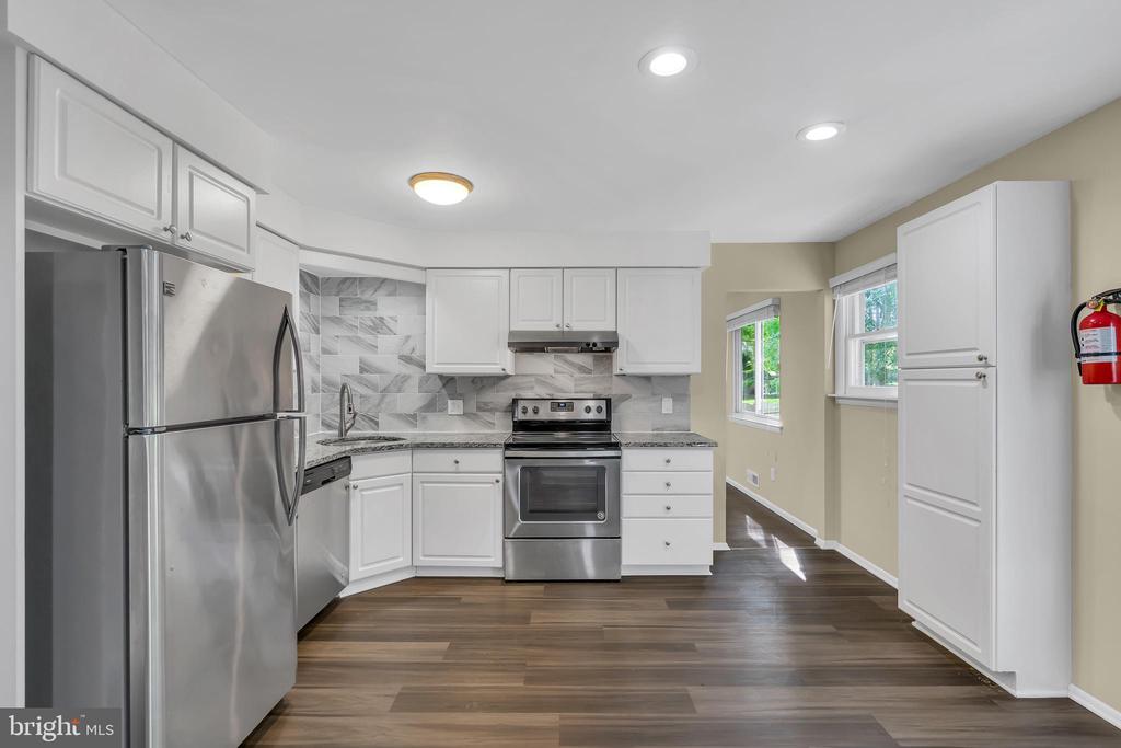 11 DARIEN DRIVE