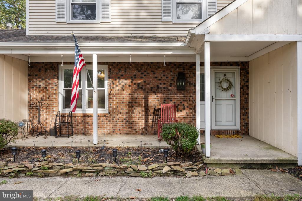 1132 BEECHWOOD DRIVE