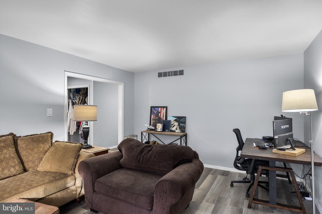 1132 BEECHWOOD DRIVE