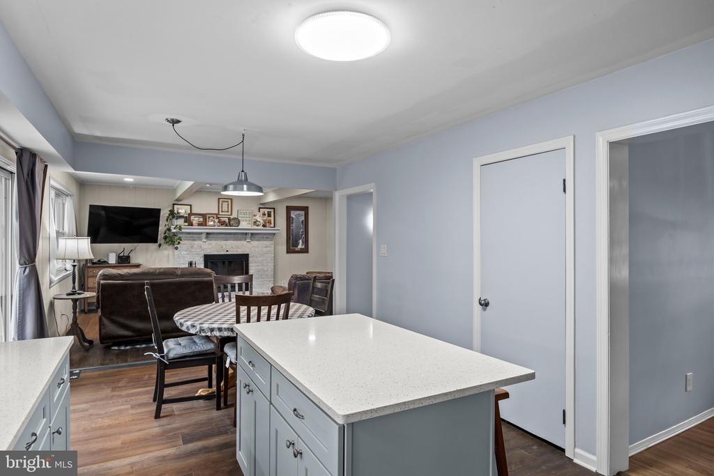 1132 BEECHWOOD DRIVE