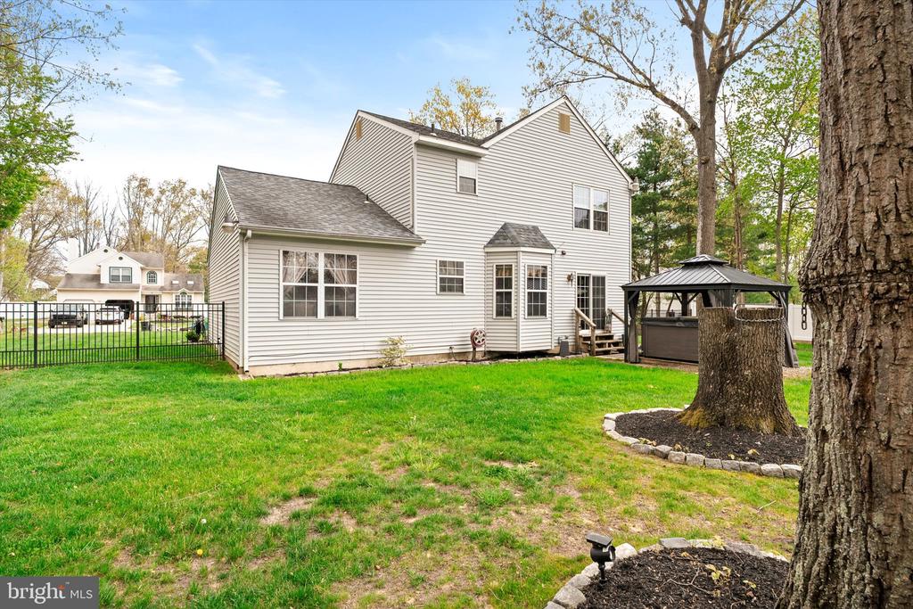 29 ASHLAND AVENUE