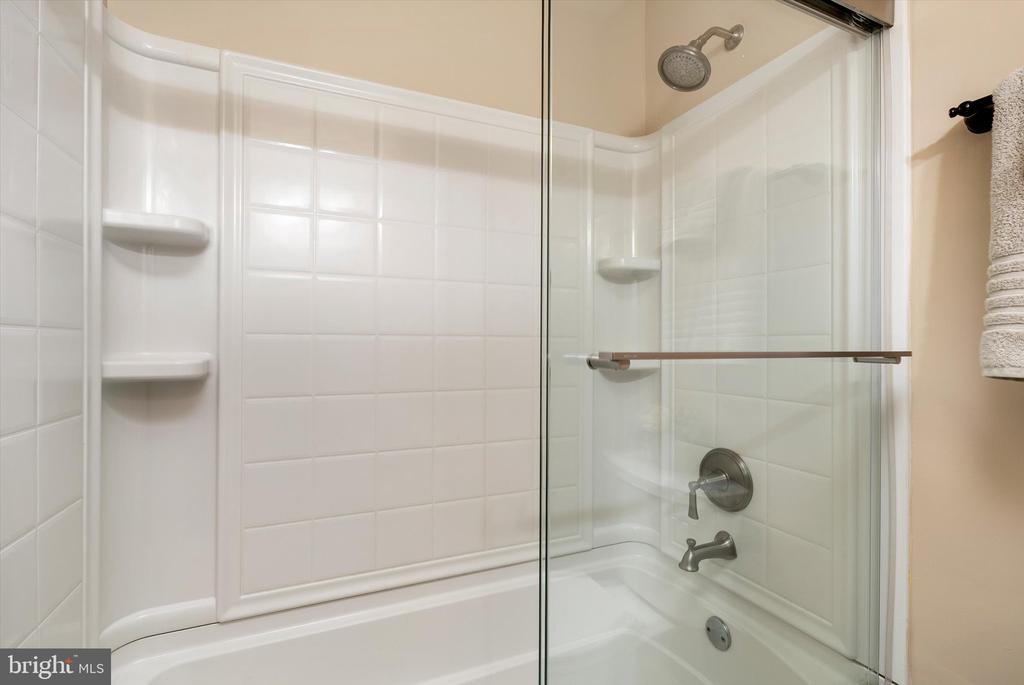 29 ASHLAND AVENUE