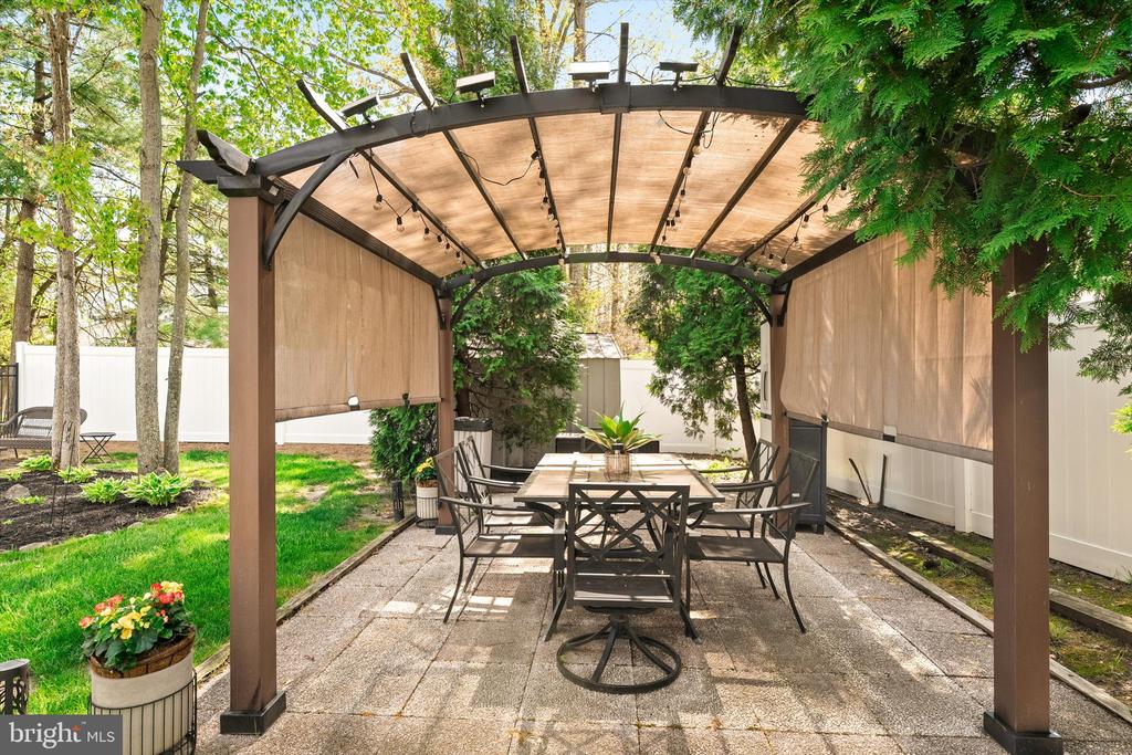 29 ASHLAND AVENUE