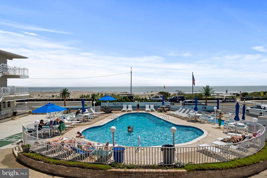 1200 KENNEDY DRIVE Unit: 215