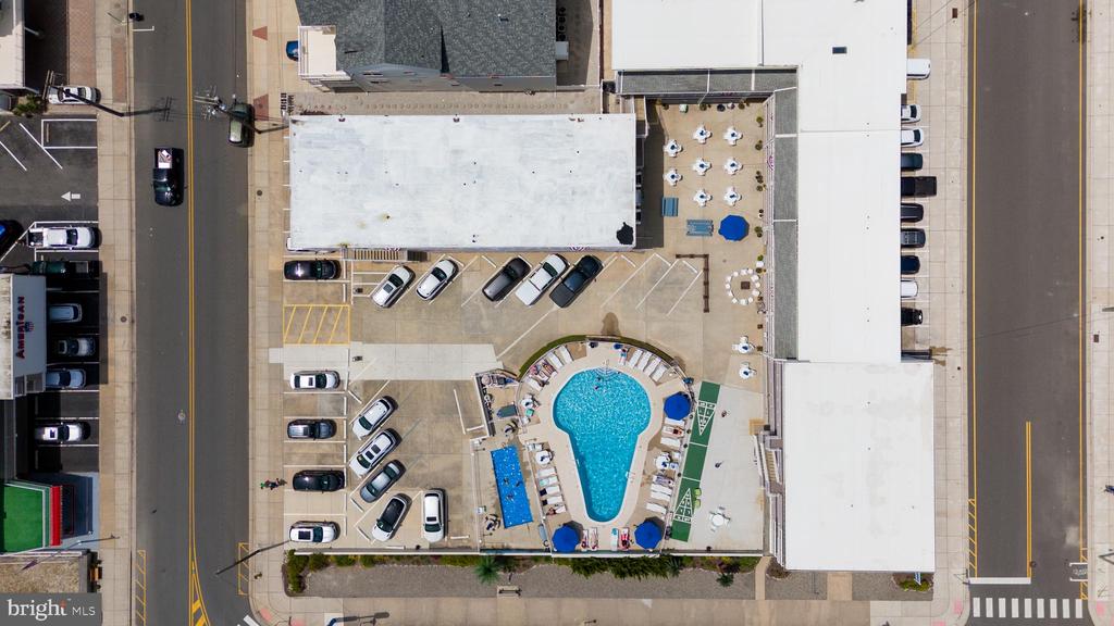 1200 KENNEDY DRIVE Unit: 215