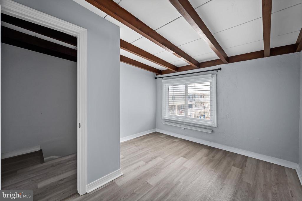 1200 KENNEDY DRIVE Unit: 215