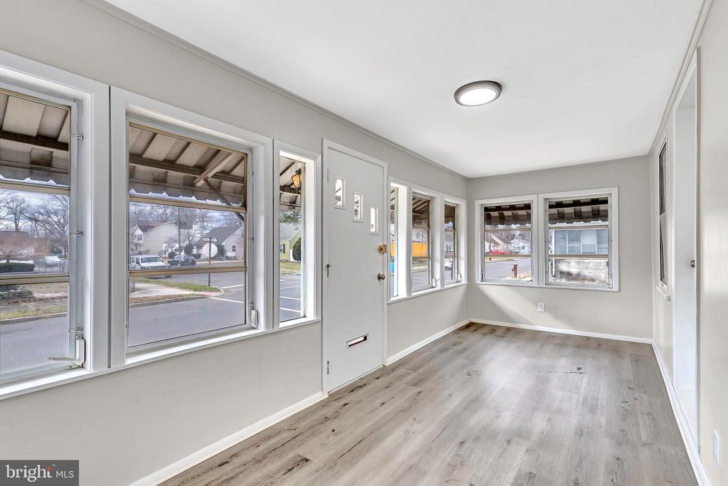 304 MCCLELLAN AVENUE