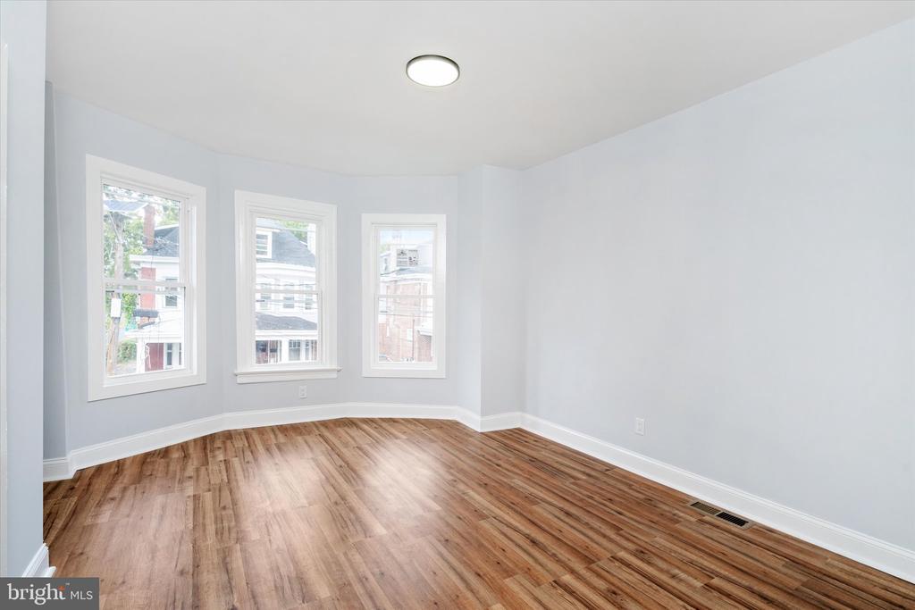 22 LASALLE AVENUE