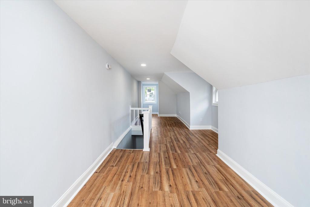 22 LASALLE AVENUE