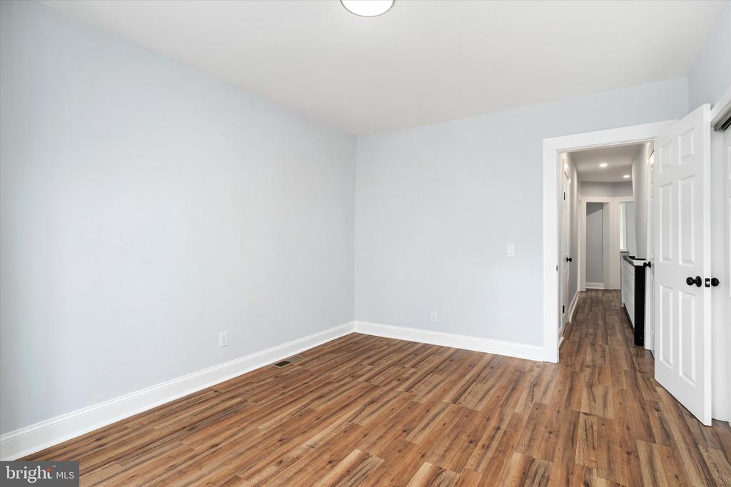 22 LASALLE AVENUE