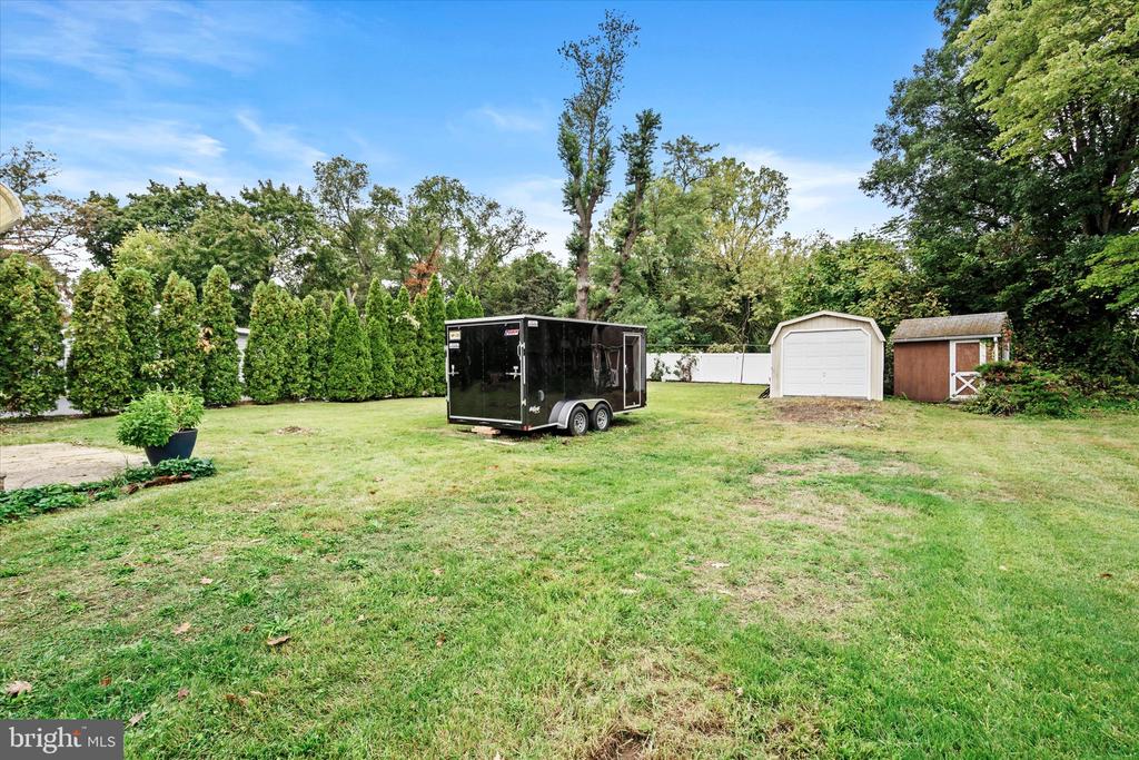 84 PHILLIPS AVENUE