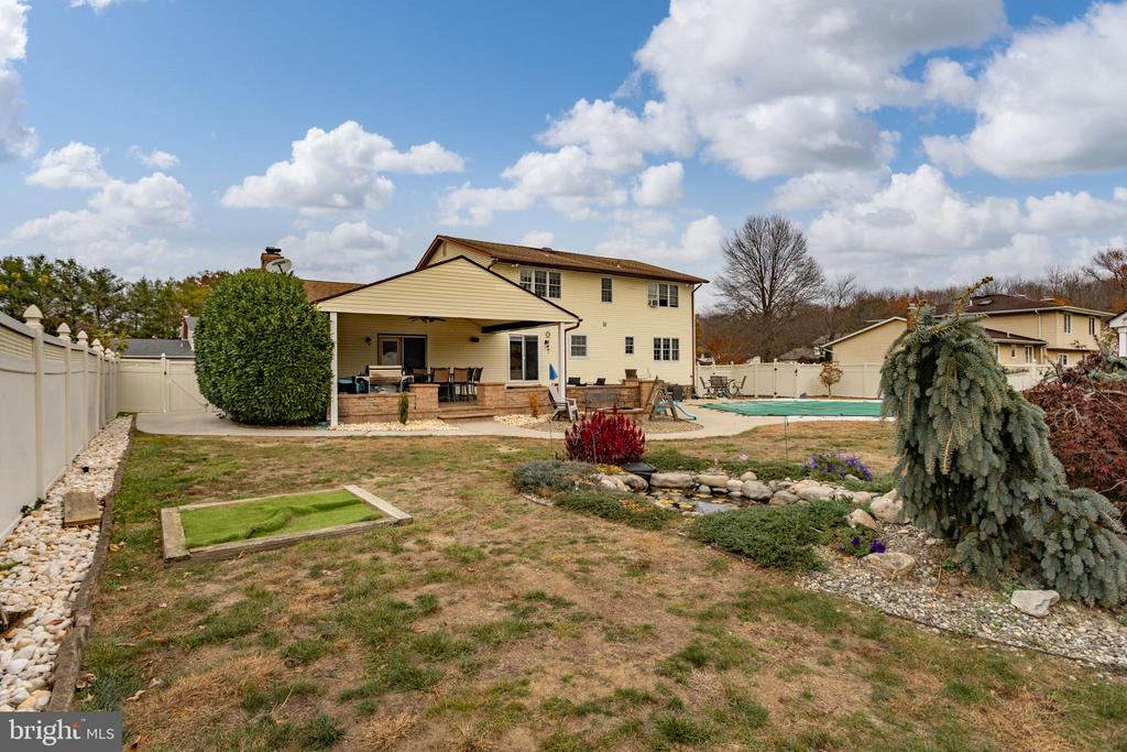 53 RAY DWIER DRIVE