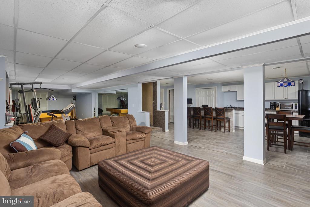 53 RAY DWIER DRIVE