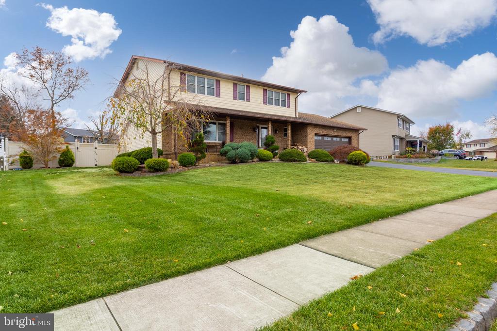 53 RAY DWIER DRIVE