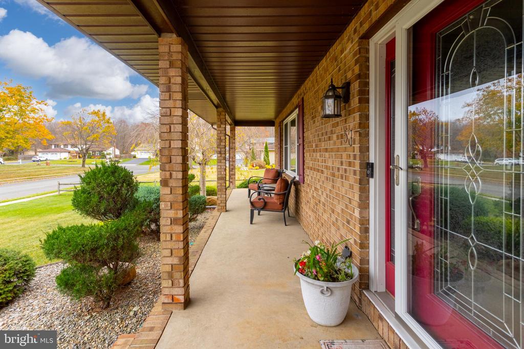 53 RAY DWIER DRIVE