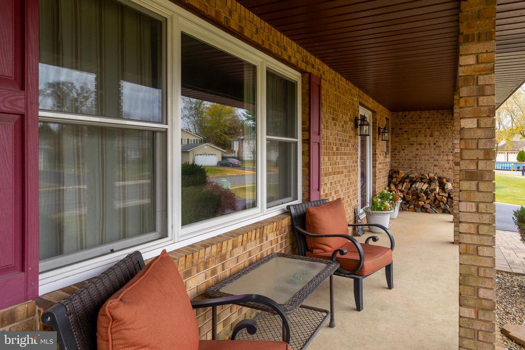53 RAY DWIER DRIVE