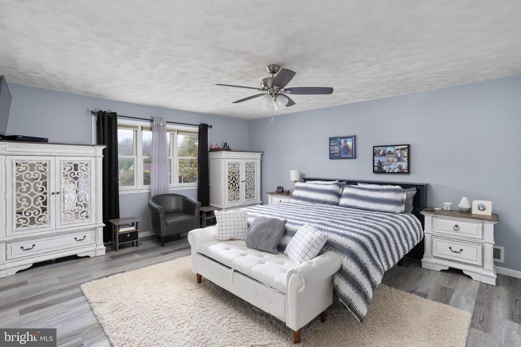53 RAY DWIER DRIVE