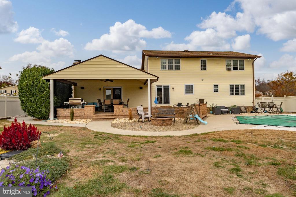 53 RAY DWIER DRIVE