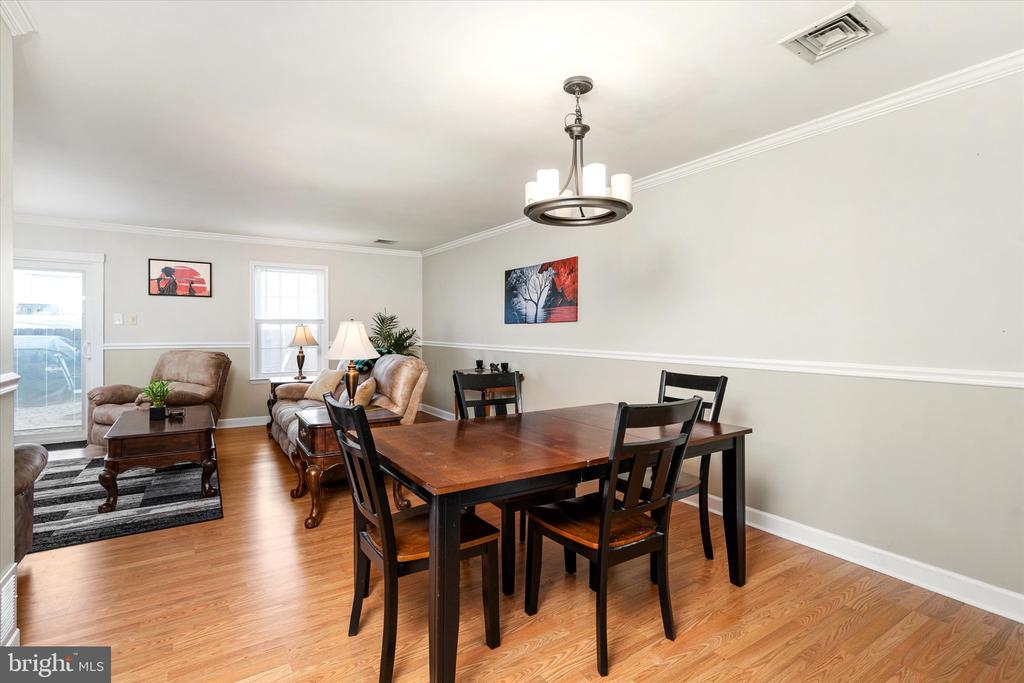 25 WILLOW BEND DRIVE