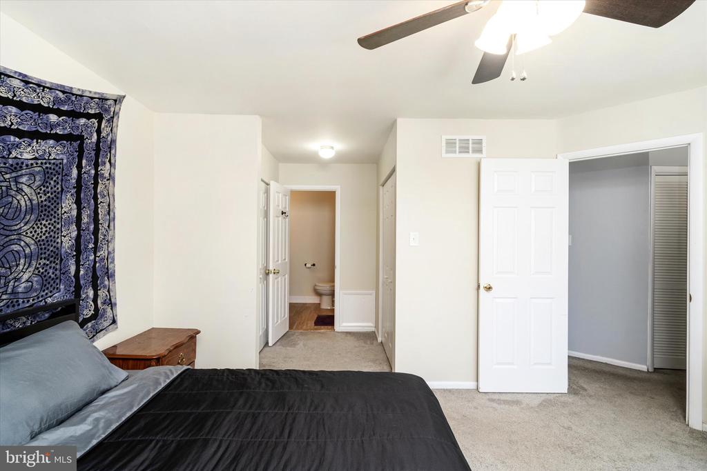 25 WILLOW BEND DRIVE