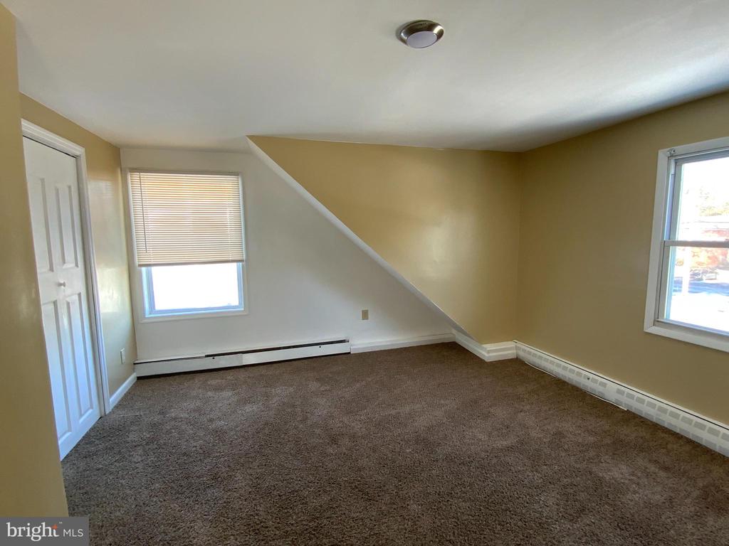 123 BUTTONWOOD