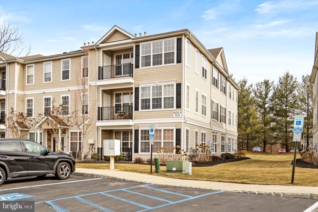 70 KYLE WAY