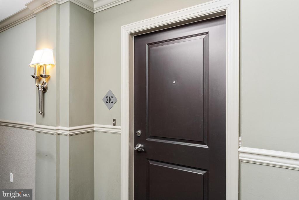 2 N COMMERCE SQUARE Unit: 210