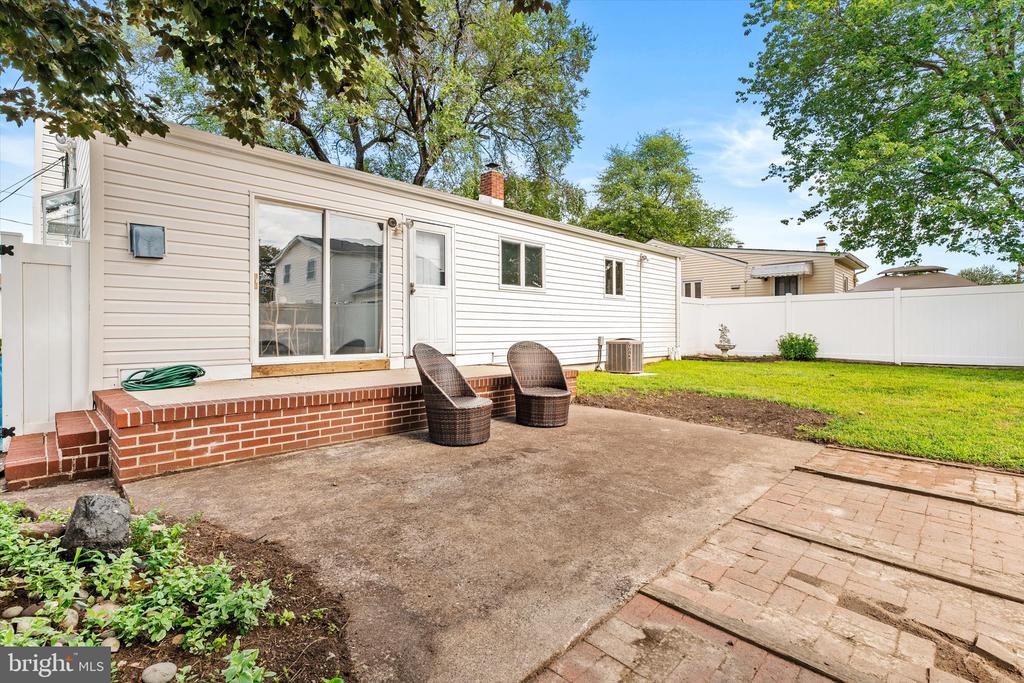 22 GASKILL AVENUE