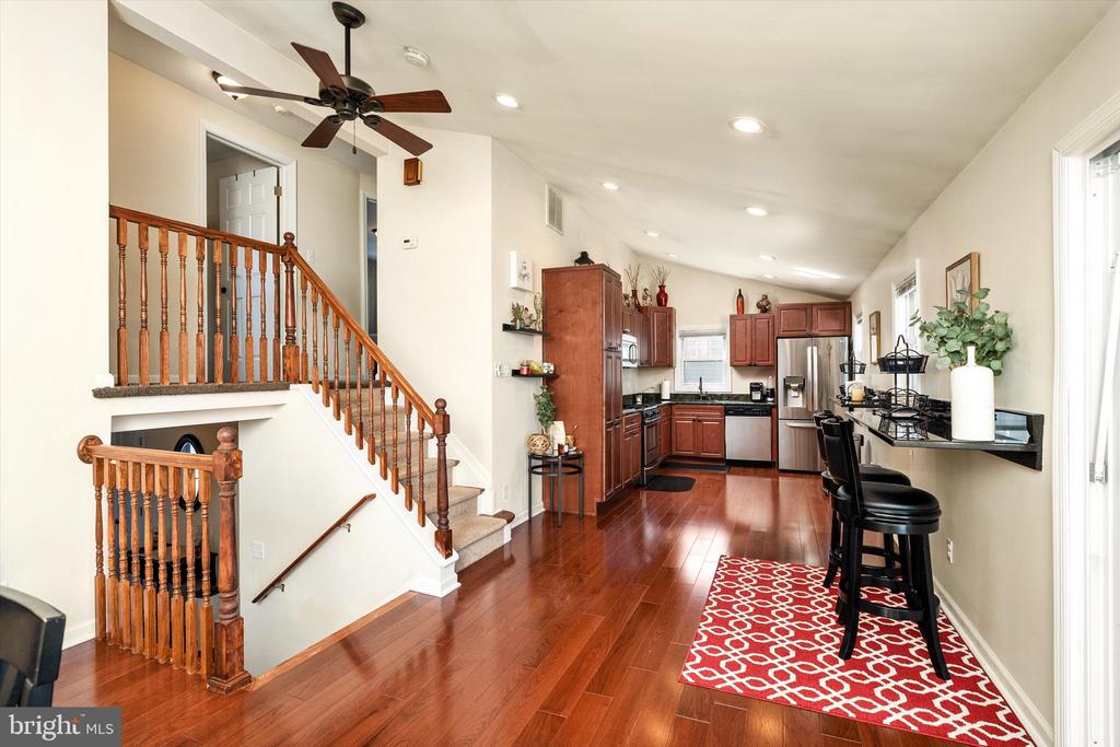 44 LIVINGSTON DRIVE