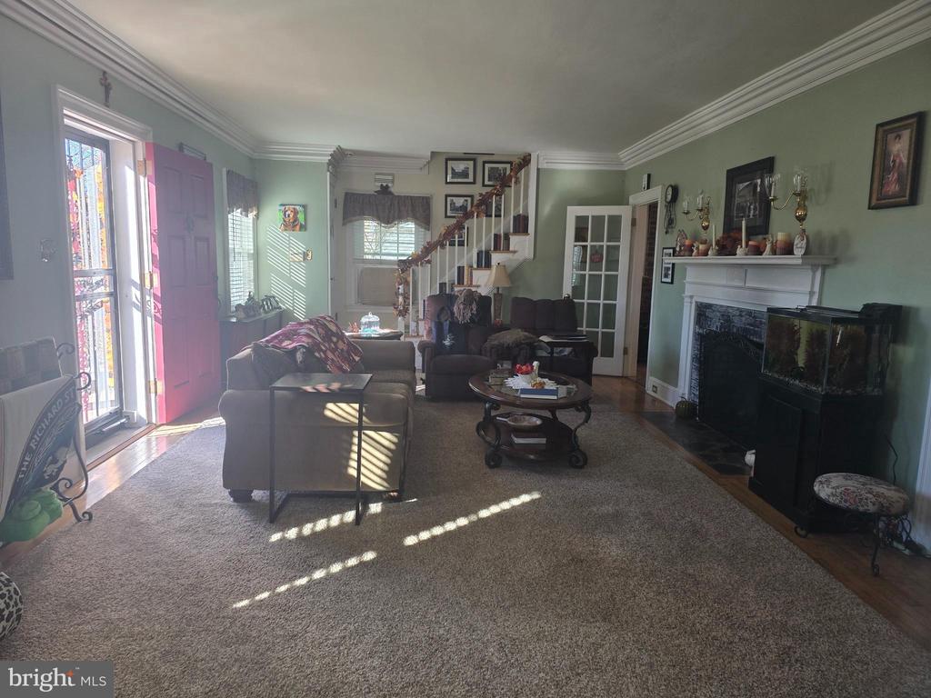 10 MORNINGSIDE DRIVE