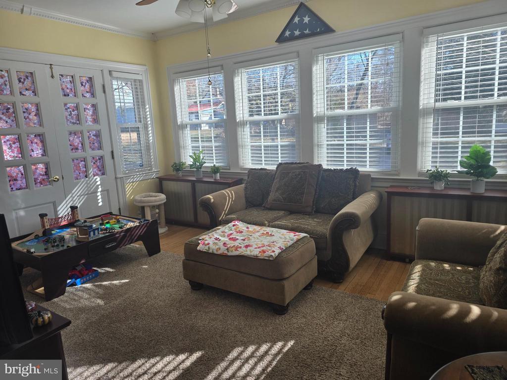 10 MORNINGSIDE DRIVE