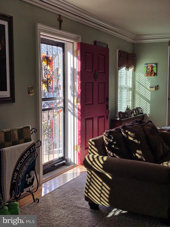 10 MORNINGSIDE DRIVE