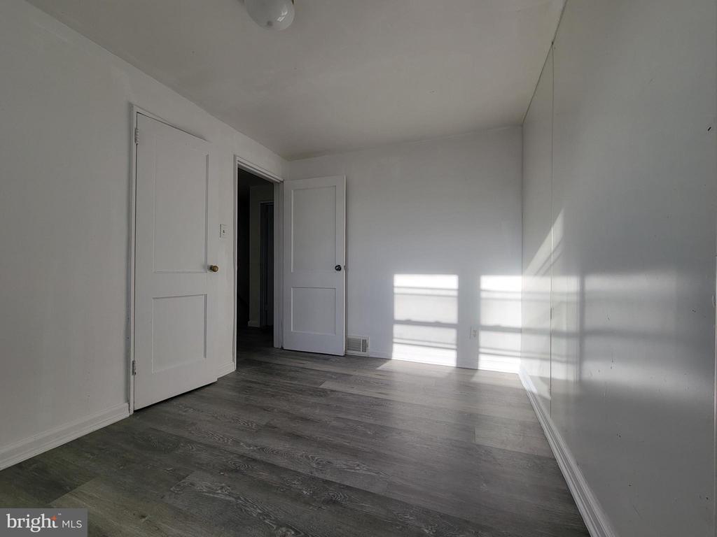 617 BERG AVENUE