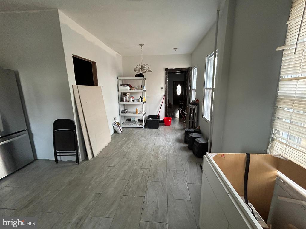 832 CARTERET AVENUE