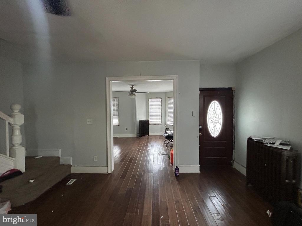 832 CARTERET AVENUE