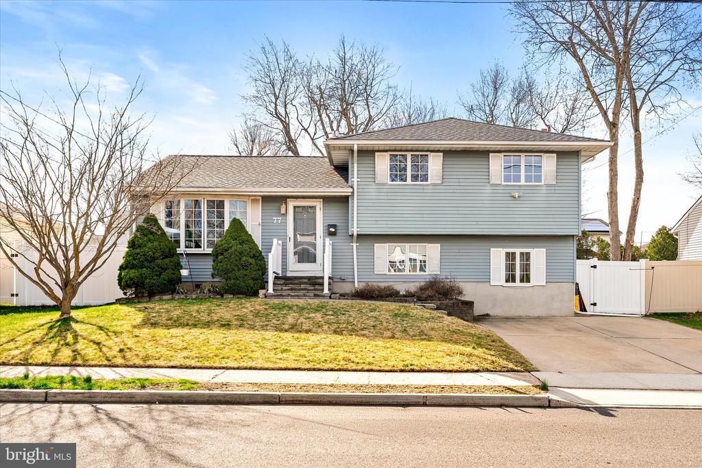77 GARY DRIVE