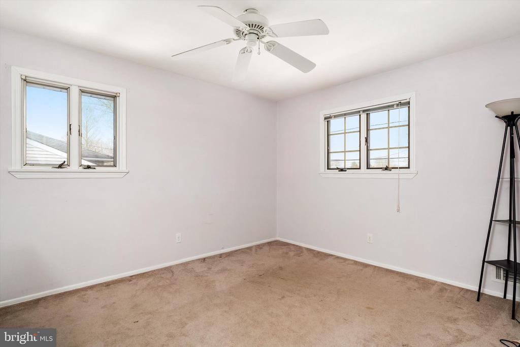 77 GARY DRIVE