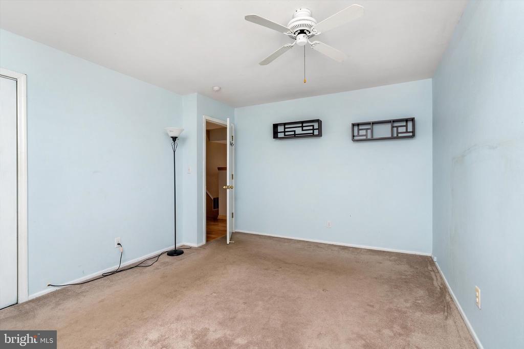 77 GARY DRIVE