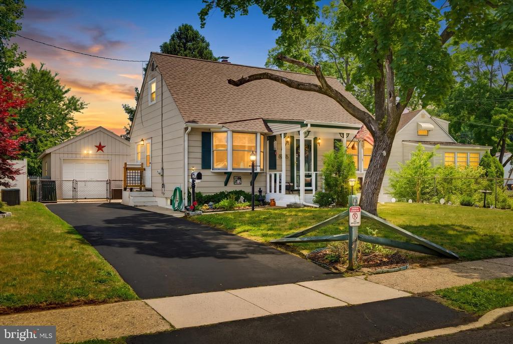 49 LONGWOOD DRIVE