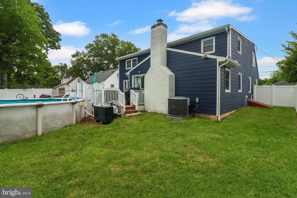 240 YOUNGS ROAD