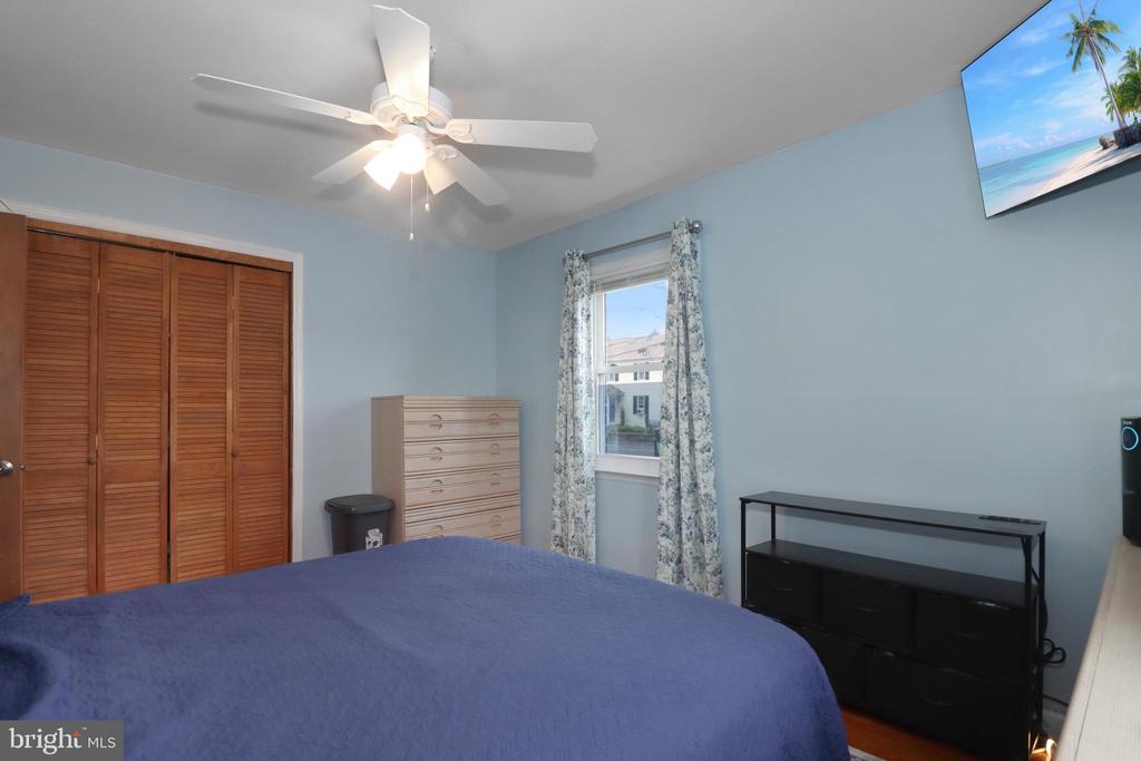 240 YOUNGS ROAD