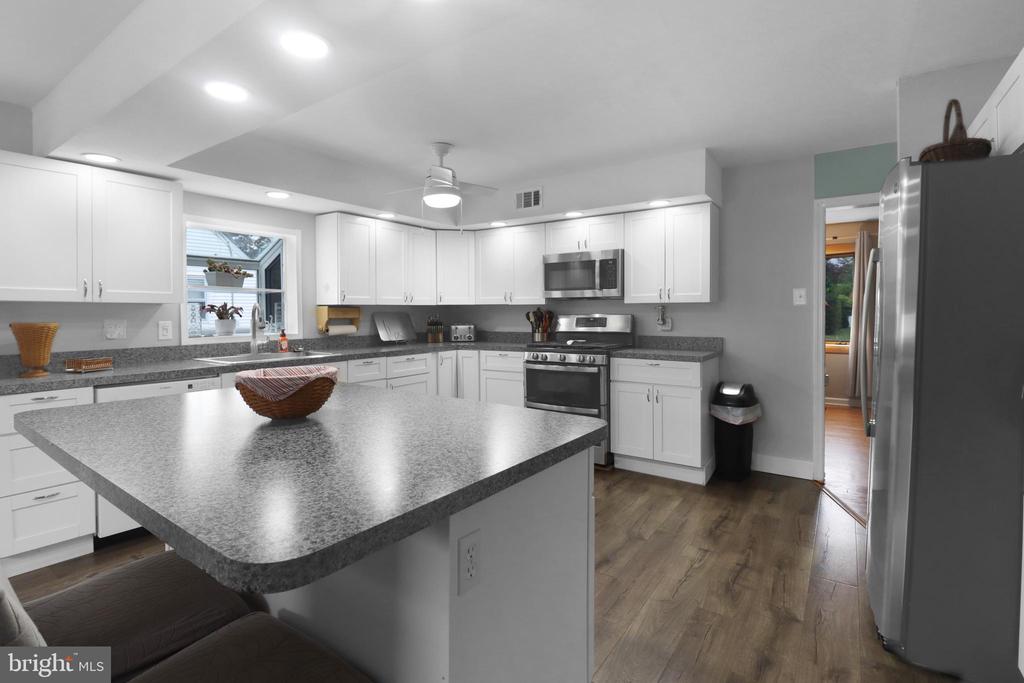 240 YOUNGS ROAD