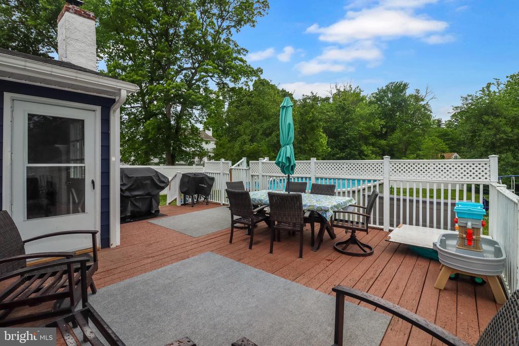 240 YOUNGS ROAD